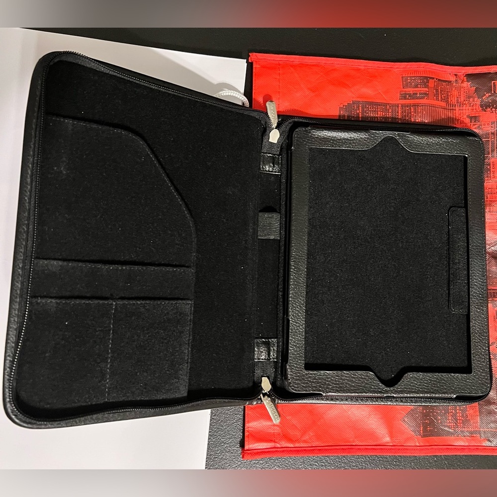Roocase zippered executive case for 10.5 iPad Pro